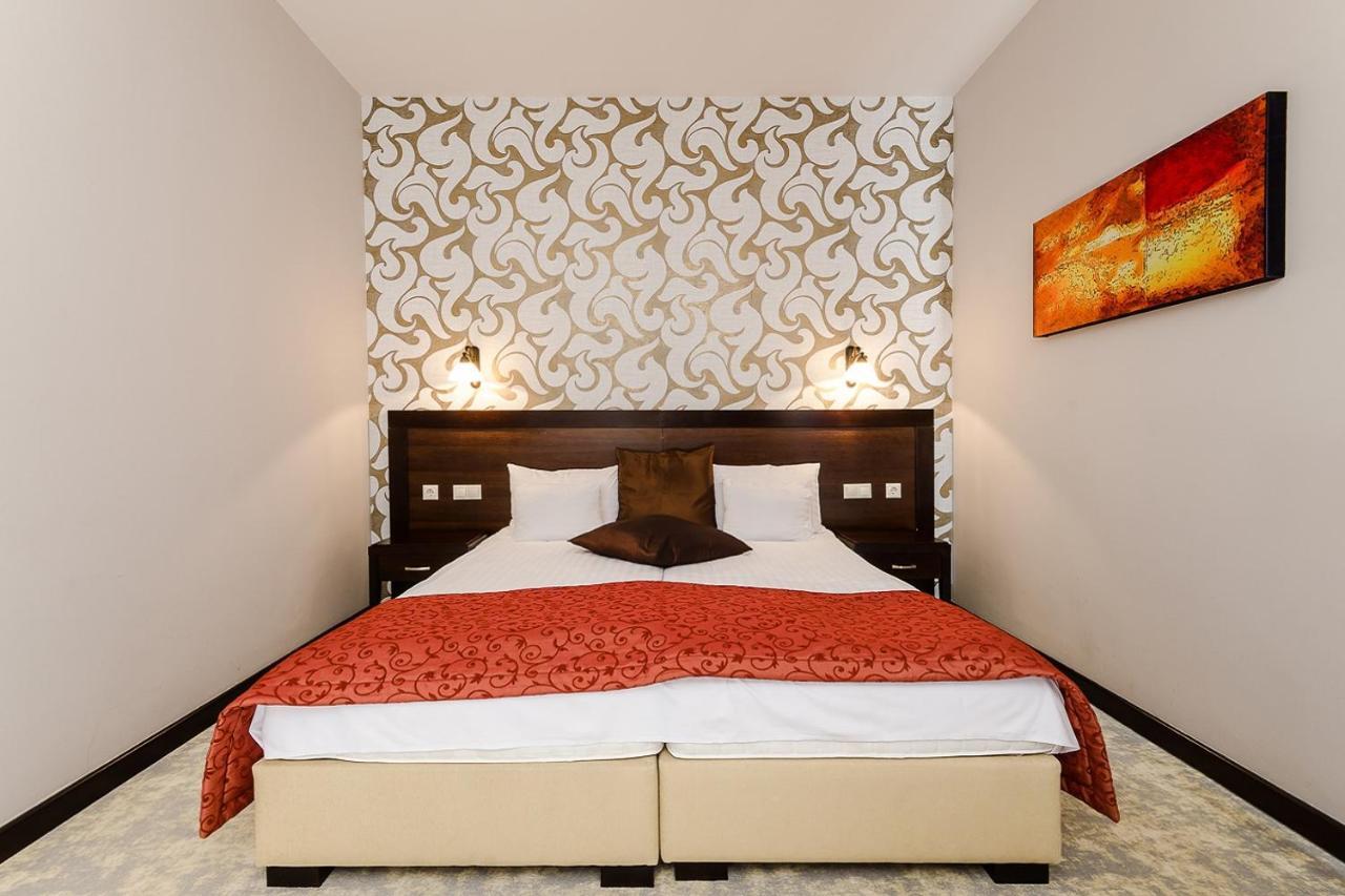 Hotel Aurum Hajdúszoboszló Εξωτερικό φωτογραφία